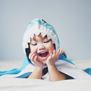 MANTELLI: baby squalo/ 12-24 months Great Pretenders