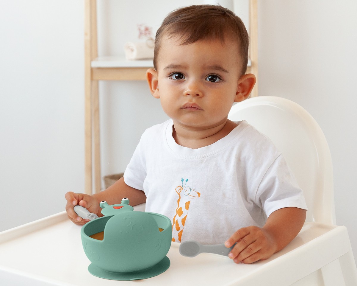 Ciotola Lumaca in Silicone con Ventosa Verde Salvia – Kiokids - immagine 4