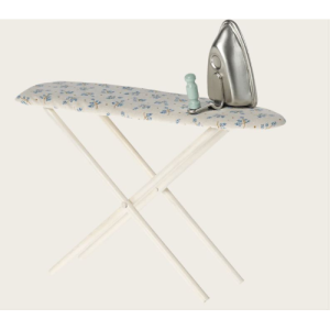 Ferro e asse da stiro in miniatura Maileg