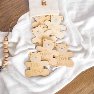 Complimese neonato, orsetti in legno per traguardi mensili crescita fotografia neonato