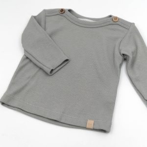 Maglietta con apertura spalla