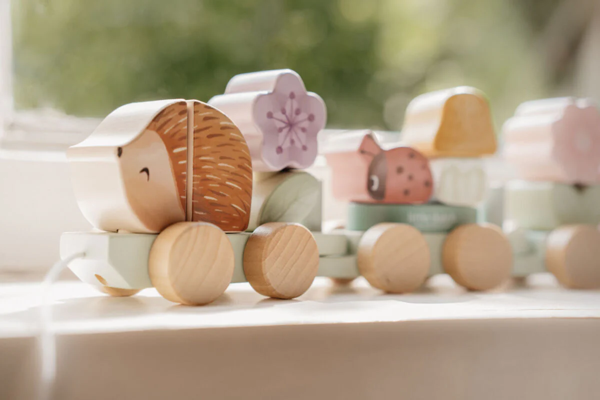 Trenino con costruzioni - immagine 4