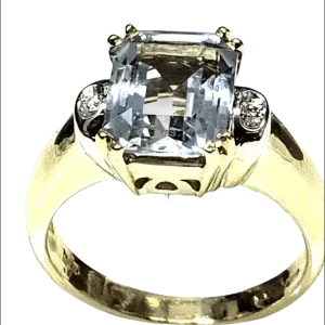 Anello Oro Giallo Acquamarina e Diamanti De Lazzari