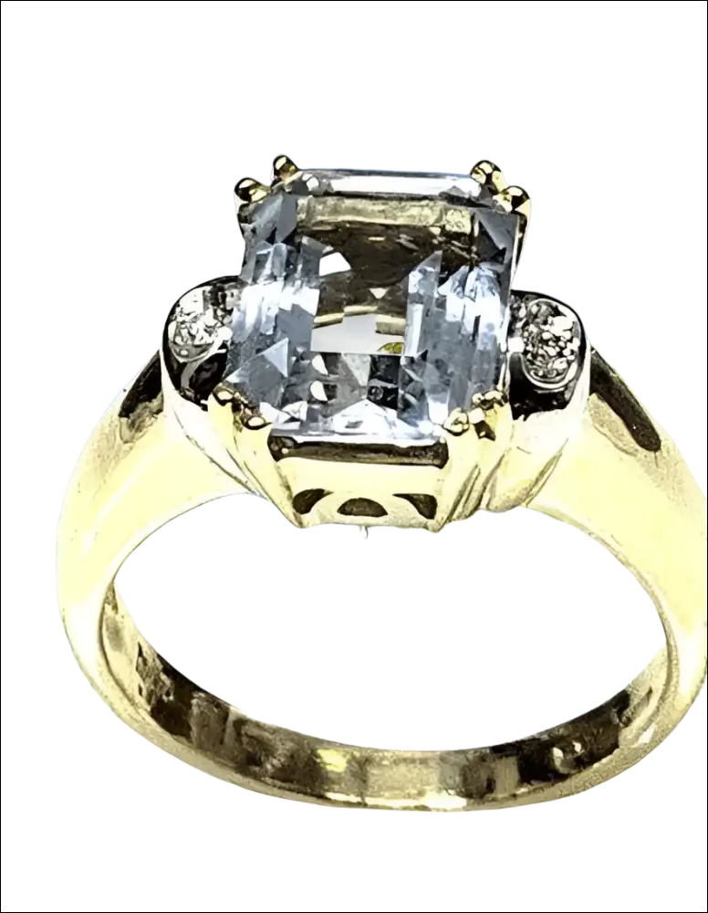 Anello Oro Giallo Acquamarina e Diamanti De Lazzari